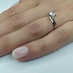 Μονόπετρο Δαχτυλίδι Χρυσό K14 Με Λευκή Πέτρα Ζιργκον KBD-21112Υ