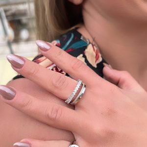 Σεβαλιέ Δαχτυλίδι Ασημένιο 925 Με Ανάγλυφο Σχέδιο & Λευκή Ζιργκόν Πέτρα ASZ-21668W