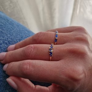 Δαχτυλίδι Χρυσό K14 Με Μπλε Πέτρες Ζιργκόν Σε Κοπή BAGUETTE MSD-21886Y