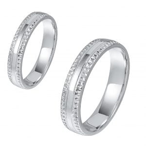 Ζευγάρι Βέρες Γάμου-Αρραβώνα Λευκόχρυσες Με Σκάλισμα & Λουστρέ Στο Κέντρο MLV-569-101041W