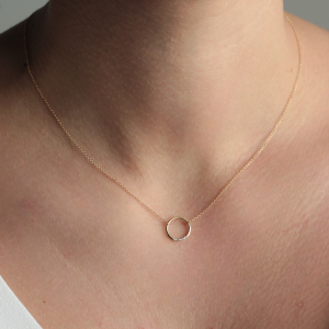 Κολιέ Χρυσό Κ14 Κύκλος Λουστρέ Με Λεπτομέρειες Από Λευκές Πέτρες Ζιργκόν VRV-22322Y