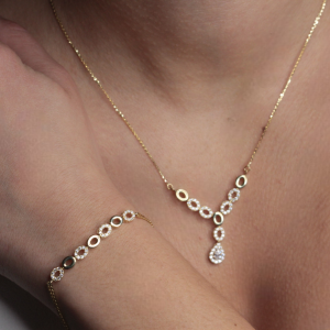 Σετ Αποτελούμενο Από Κολιέ & Βραχιόλι Χρυσό 14Κ Με Οβάλ Στοιχεία & Λευκές Πέτρες Ζιργκόν SET-22844Y