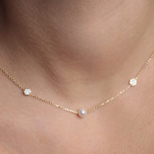 Κολιέ Χρυσό Κ14 Με Μαργαριτάρια & Μαργαρίτες Με Λευκές Πέτρες Ζιργκόν AMK-22987Y