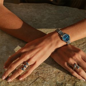 Ρολόι Γυναικείο JCOU 19079-2 Της Σειράς CALISTI Με Δίχρωμο Μπρασελέ Από Ανοξείδωτο Ατσάλι