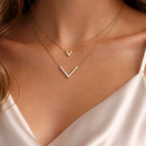 Κολιέ Ασημένιο Επιχρυσωμένο 925 Με Διπλή Αλυσίδα με Λευκές Πέτρες Ζιργκόν MRK-24004Y